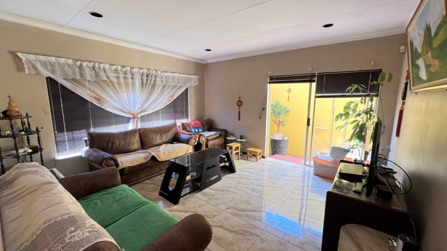 6 Bedroom Property for Sale in Universitas Ridge Free State